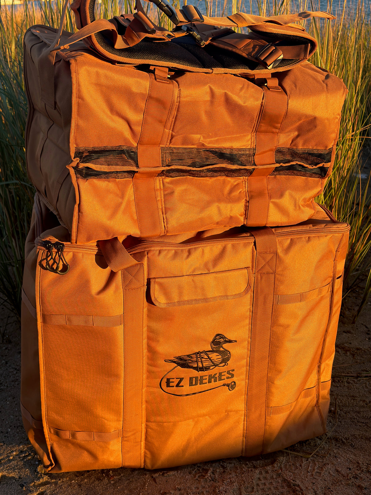 [NEW] EZ DEKES Field &amp; Floater Series 6-Slot DUCK Decoy Bag